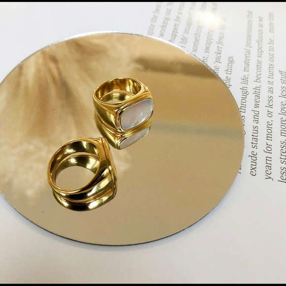 White Marble Ring - Picture 5 of 7